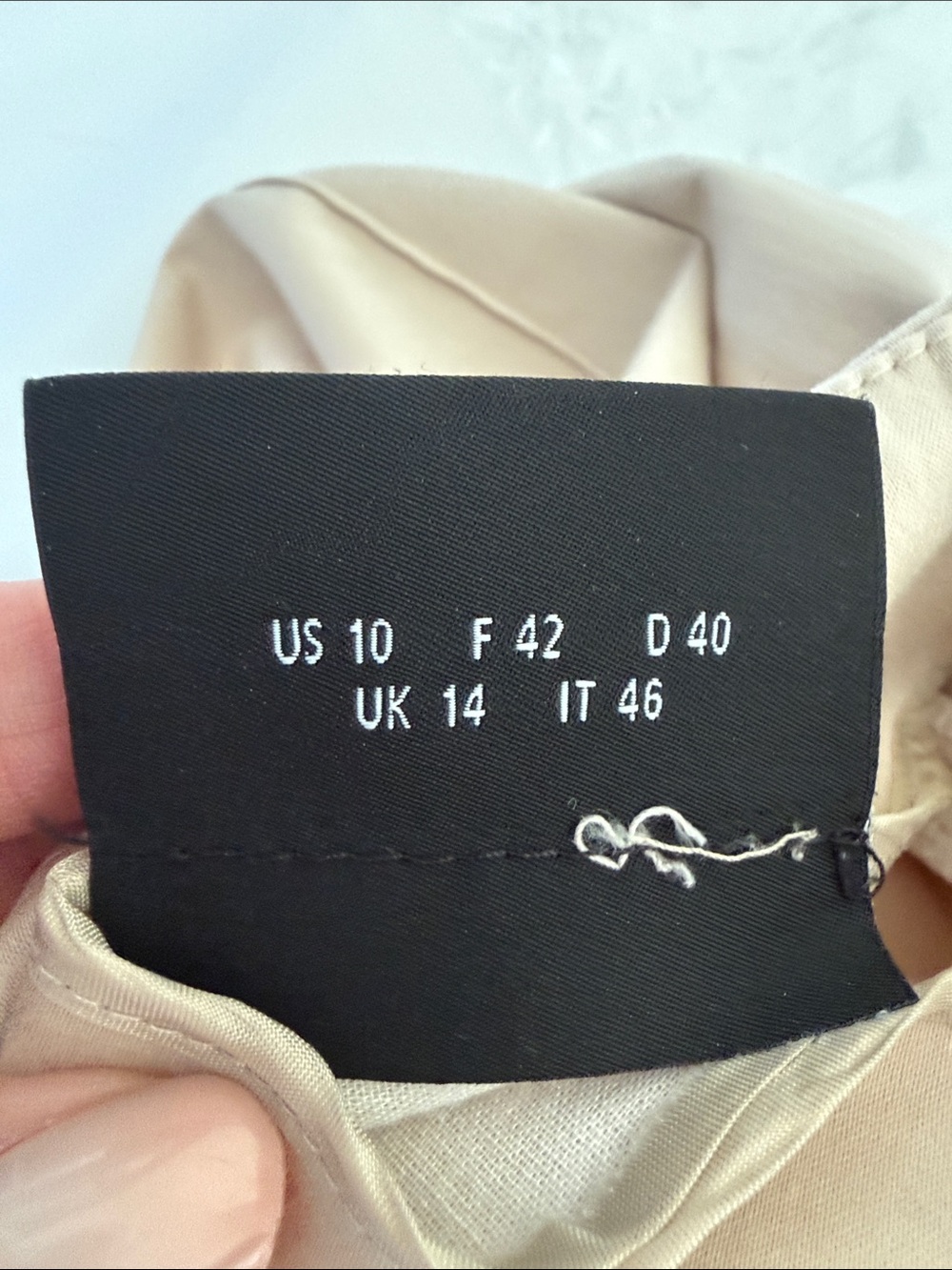 Akris Straight Leg Trousers like new, Runs Small like a Sz 6 - Picture 4 of 7